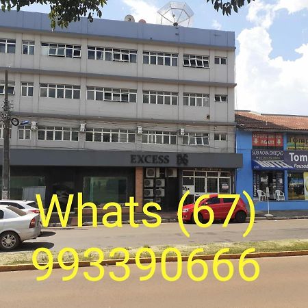 Portaria E Circulacao De Hospedes So Ate 23 Horas - Reabre As 5 Horas - Compartilhado Tompell Hostel Ponta Porã Dış mekan fotoğraf
